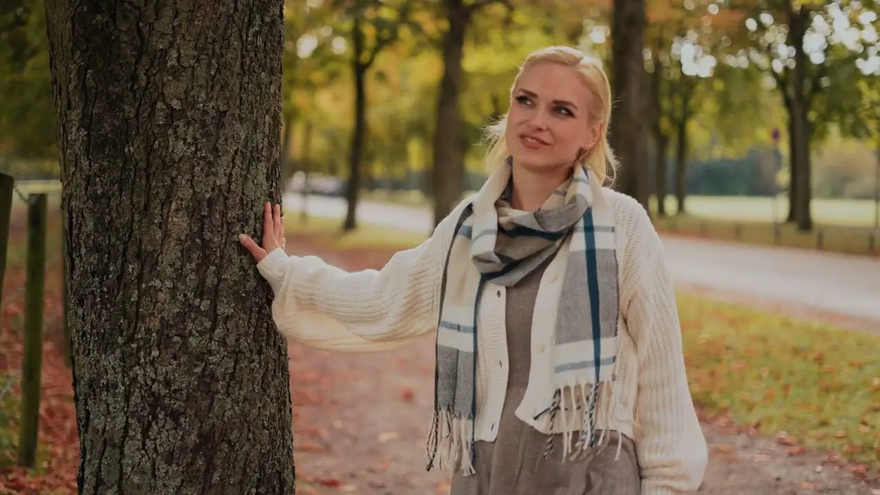 Claudia Gross Hörprobe Musikvideo.